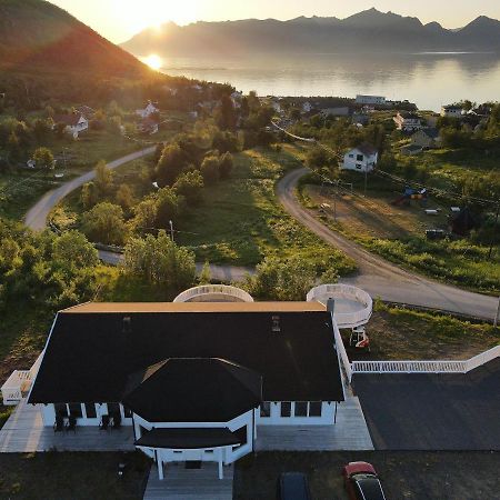 Senja Living Aparthotel Stonglandseidet Kültér fotó