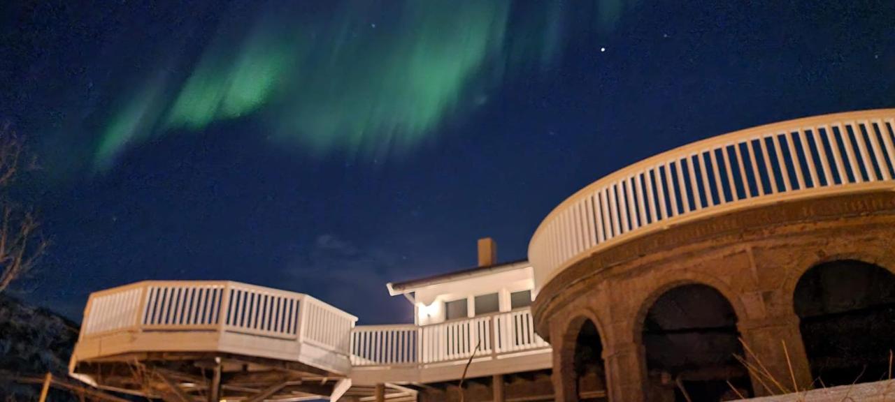 Senja Living Aparthotel Stonglandseidet Kültér fotó