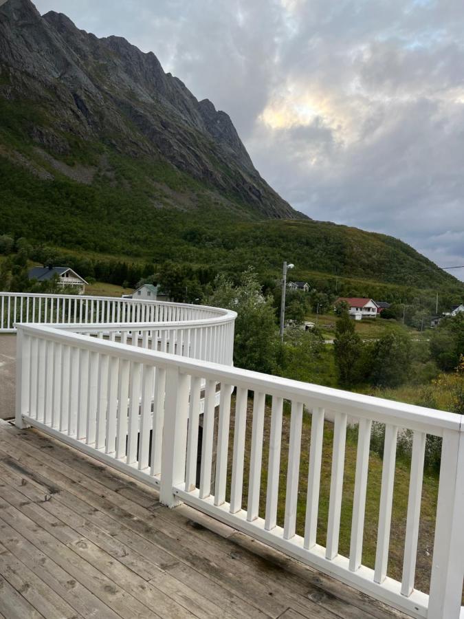 Senja Living Aparthotel Stonglandseidet Kültér fotó