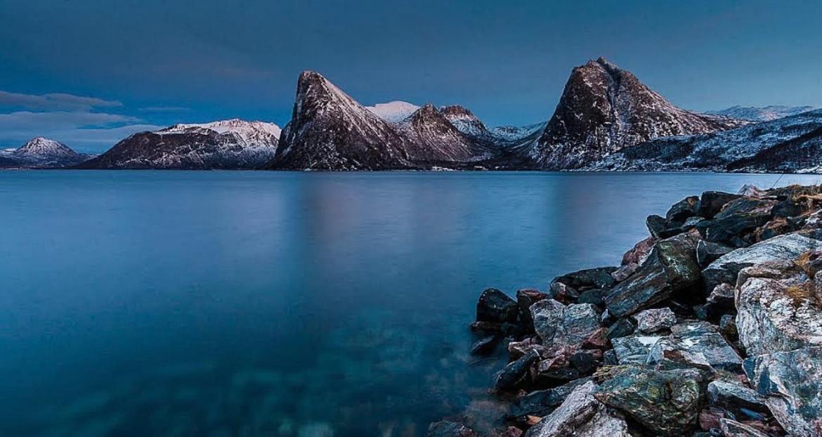 Senja Living Aparthotel Stonglandseidet Kültér fotó