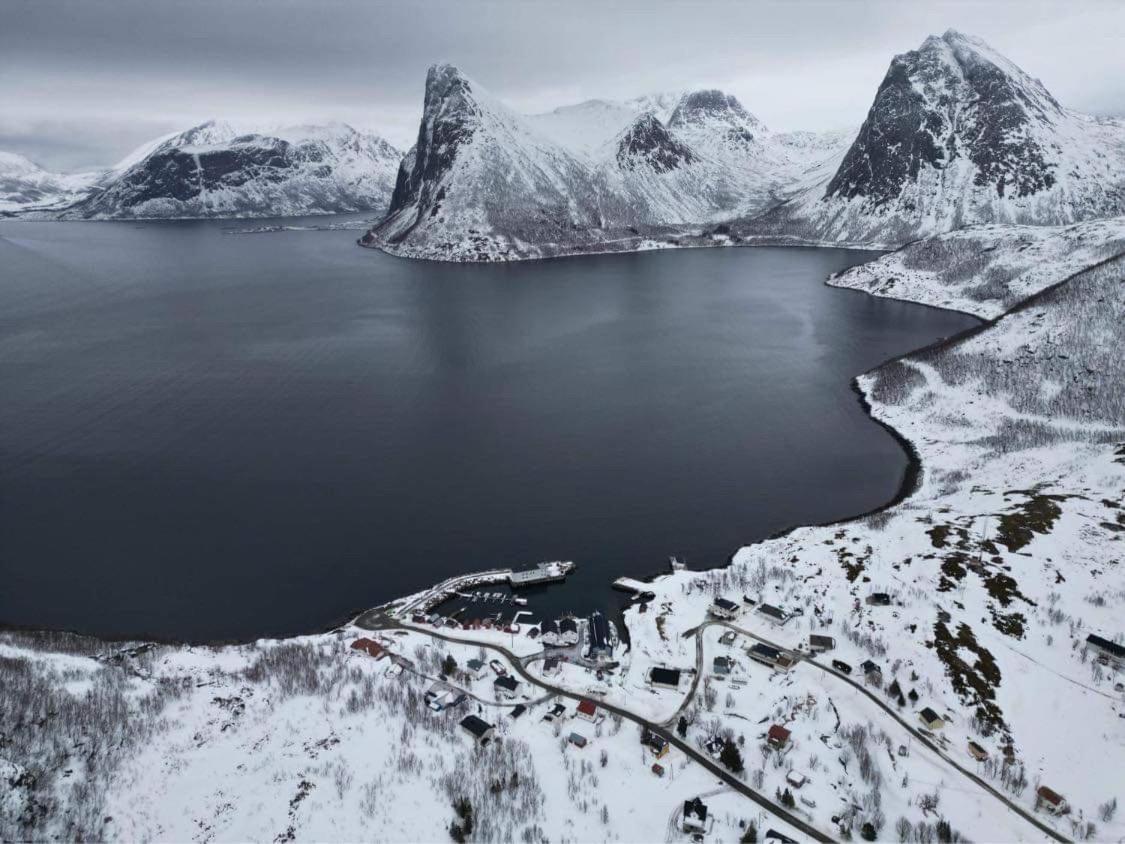 Senja Living Aparthotel Stonglandseidet Kültér fotó