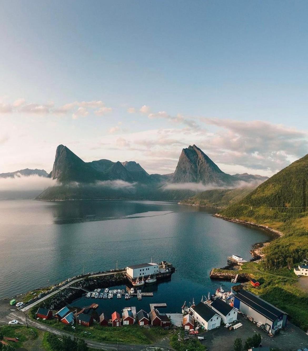 Senja Living Aparthotel Stonglandseidet Kültér fotó